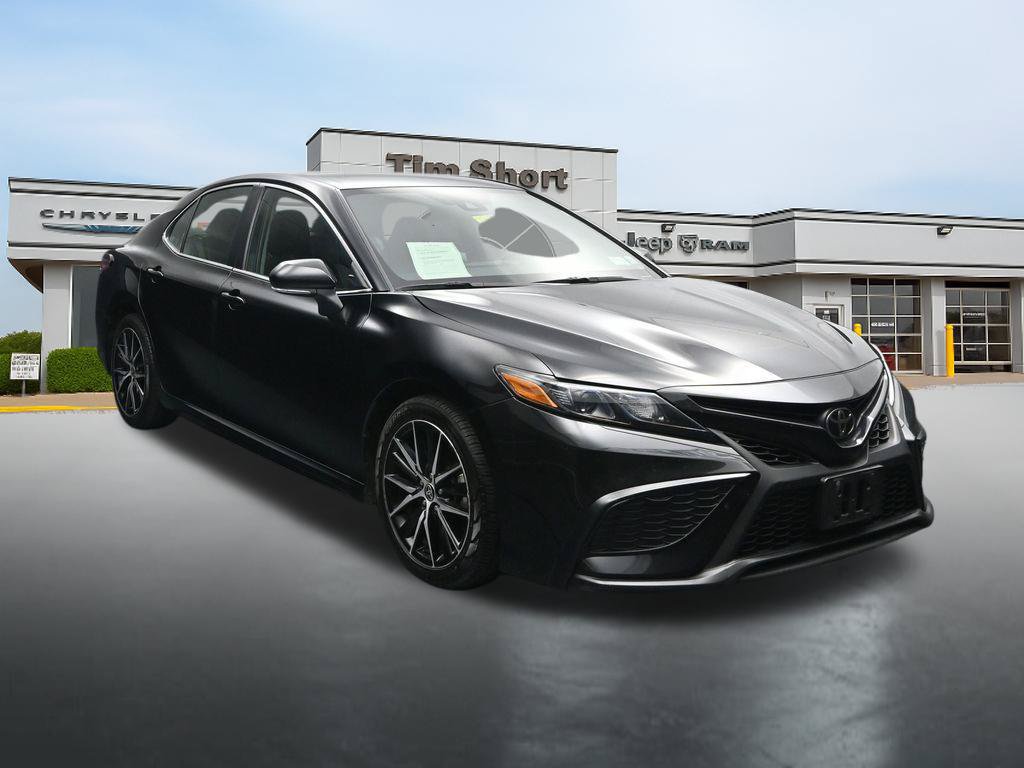 Used 2024 Toyota Camry SE FWD image 7