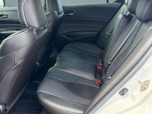 Used 2019 Acura ILX FWD image 14