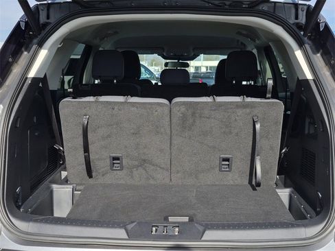 Used 2025 Ford Explorer Active image 8
