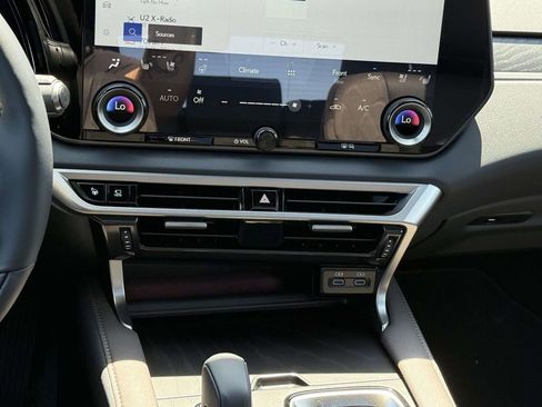 New 2026 Lexus RX 450h AWD image 14