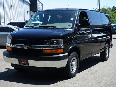 Used 2012 Chevrolet Express 2500 w/ Power Package RWD image 1