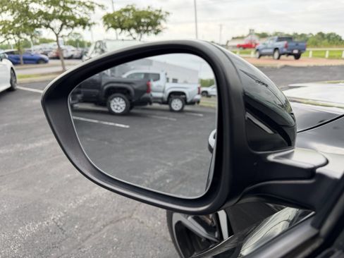 Used 2018 Honda Accord Sport image 22