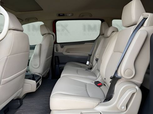 Used 2024 Honda Odyssey EX-L image 19