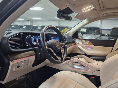 Used 2024 Mercedes-Benz GLE 450e 4MATIC image 5