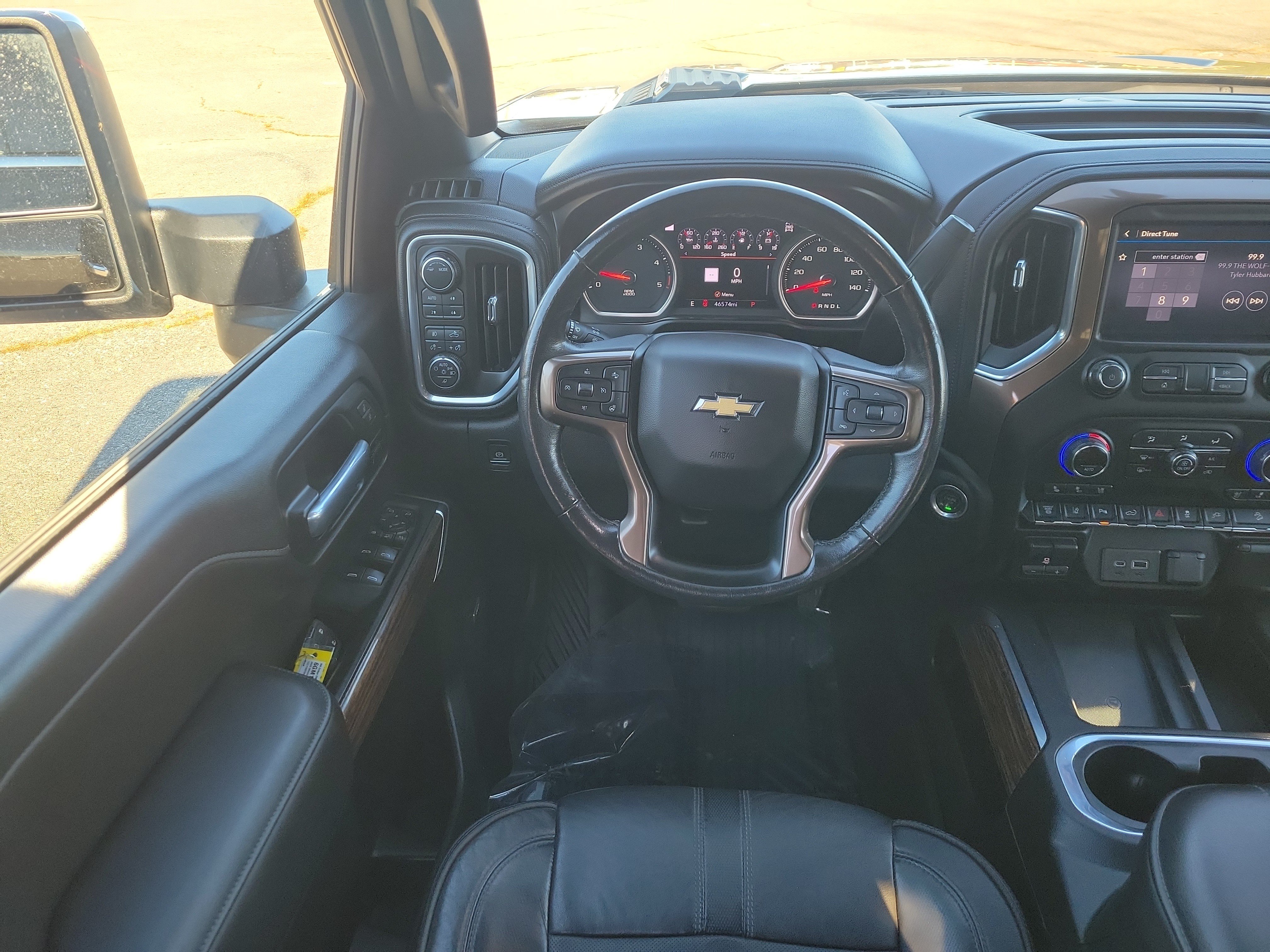 Used 2020 Chevrolet Silverado 2500 High Country w/ Technology Package AWD/4WD image 19