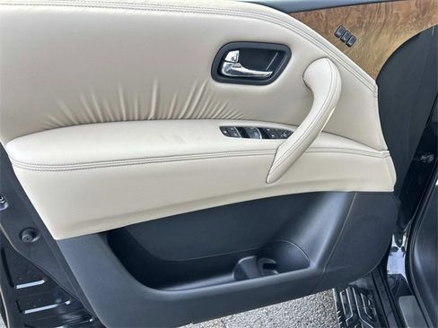 Used 2024 Nissan Armada SL w/ Cargo Package image 18