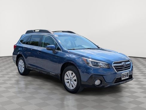 Used 2019 Subaru Outback 2.5i Premium AWD/4WD image 7