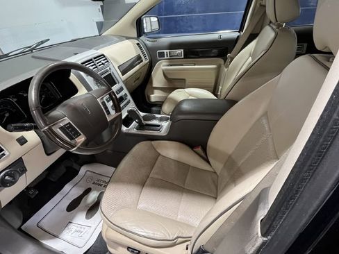 Used 2008 Lincoln MKX AWD image 5
