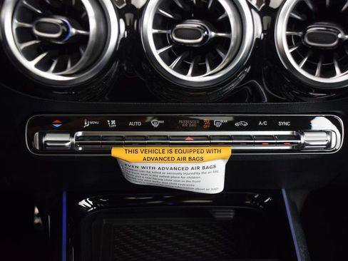 New 2026 Mercedes-Benz GLA 35 AMG 4MATIC image 26