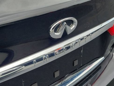 Used 2017 INFINITI Q50 3.0t Premium w/ Driver Assistance Package RWD image 7