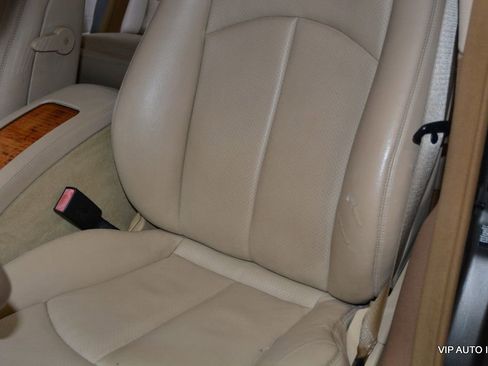 Used 2008 Mercedes-Benz E 320 BlueTEC Sedan image 19