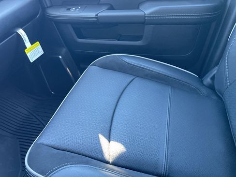 Used 2025 RAM 2500 Laramie image 15