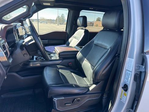 Used 2023 Ford F150 Lariat w/ Equipment Group 502A High image 9