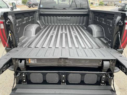 New 2026 GMC Sierra 2500 Denali w/ Denali Reserve Package AWD/4WD image 28