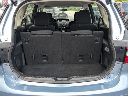 Used 2012 MAZDA MAZDA5 Sport image 26