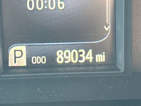 Used 2016 Toyota Camry SE image 16