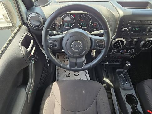 Used 2015 Jeep Wrangler Unlimited Sport w/ Quick Order Package 24S AWD/4WD image 13