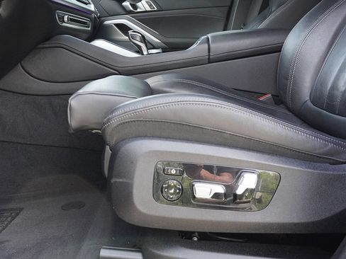 Used 2022 BMW X6 xDrive40i w/ M Sport Package AWD/4WD image 30