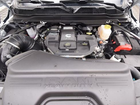 New 2024 RAM 5500 Tradesman image 10