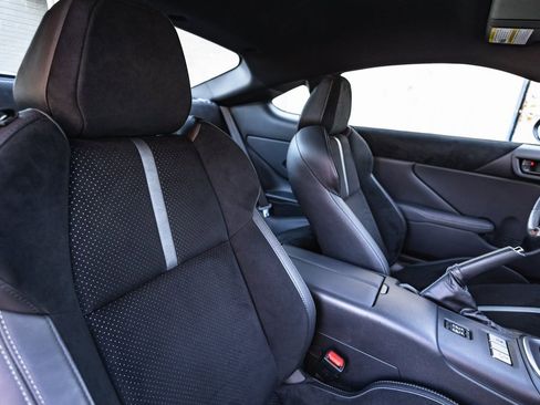 Used 2024 Toyota GR86 Premium image 22