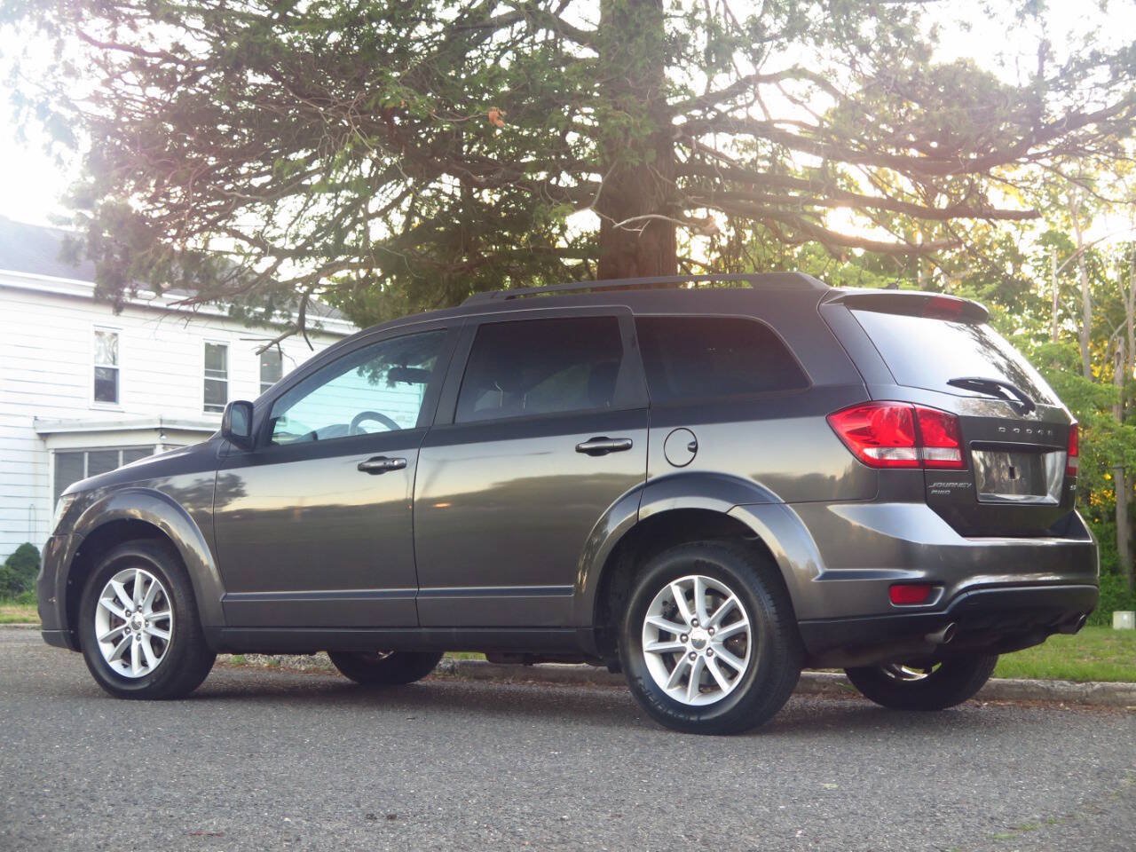 Used 2015 Dodge Journey SXT w/ Flexible Seating Group AWD/4WD image 3