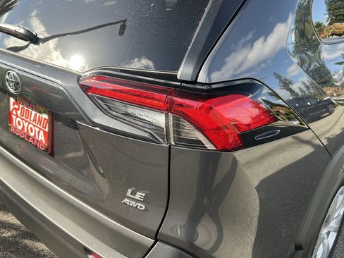 Certified 2025 Toyota RAV4 LE image 10