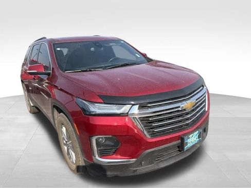 Used 2023 Chevrolet Traverse LT AWD/4WD image 4