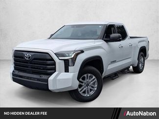 Used 2022 Toyota Tundra SR5 w/ SR5 Premium Package AWD/4WD video 1