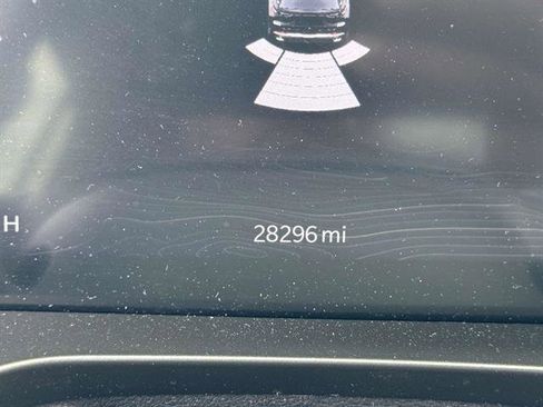 Used 2022 Jeep Grand Cherokee Laredo w/ Luxury Tech Group I image 18