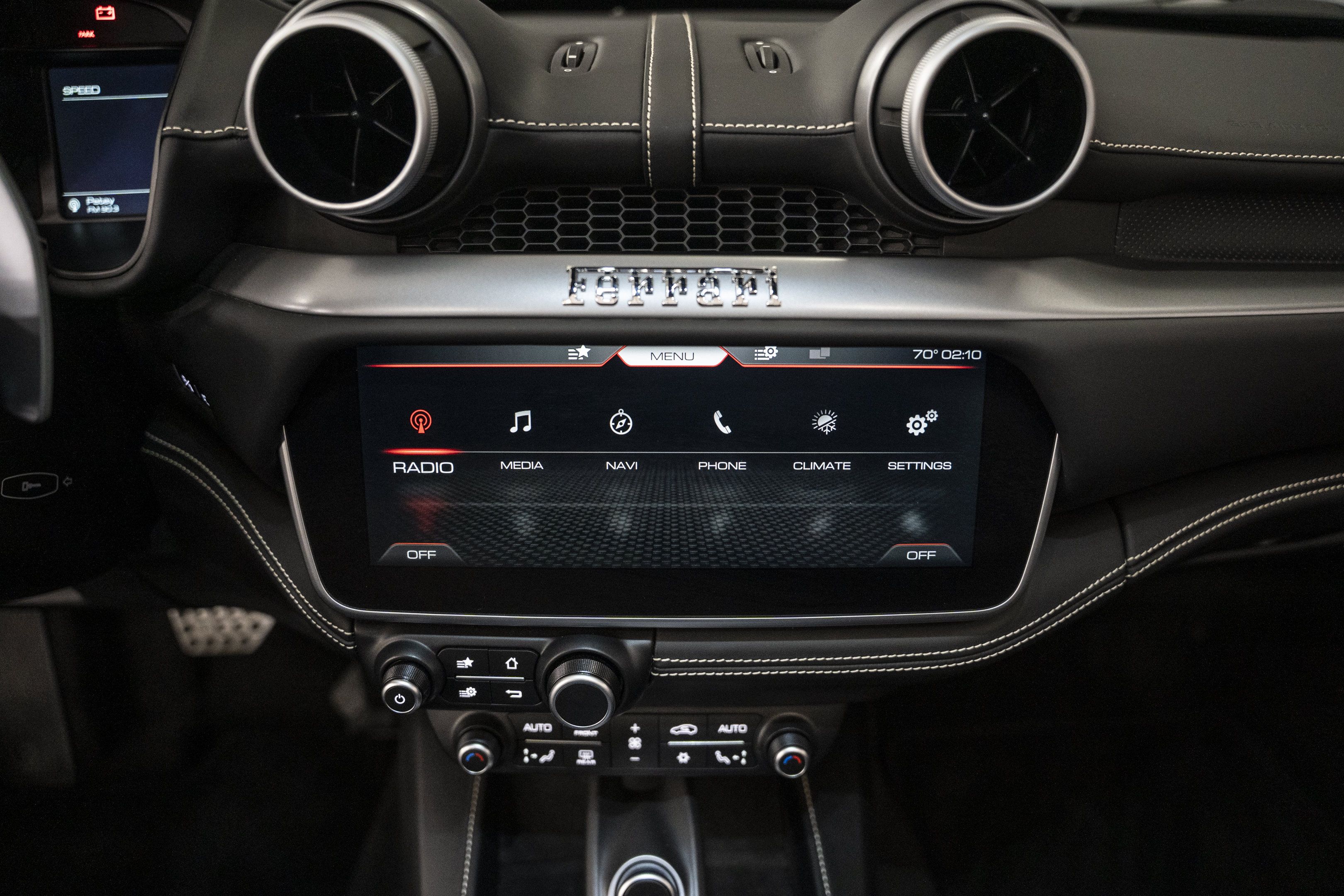 Used 2020 Ferrari Portofino RWD image 48