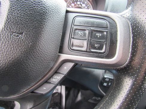 Used 2022 RAM 3500 Tradesman w/ Chrome Appearance Group AWD/4WD image 45