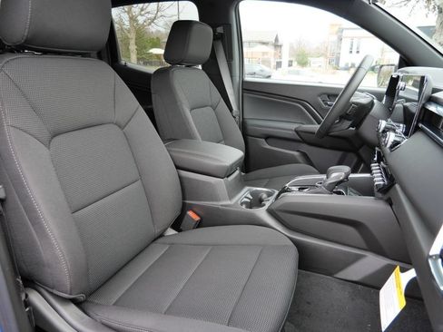 New 2026 GMC Canyon Elevation w/ Technology Package AWD/4WD image 21