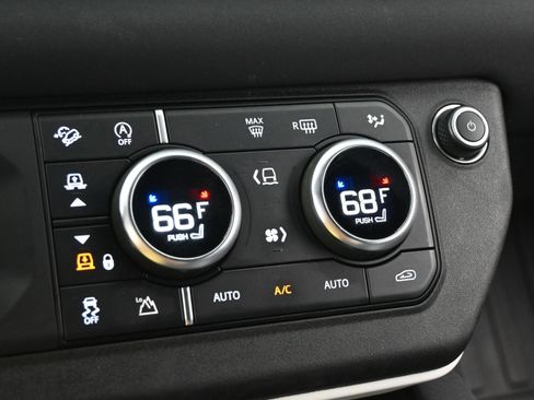 Certified 2023 Land Rover Defender 110 X-Dynamic SE image 14