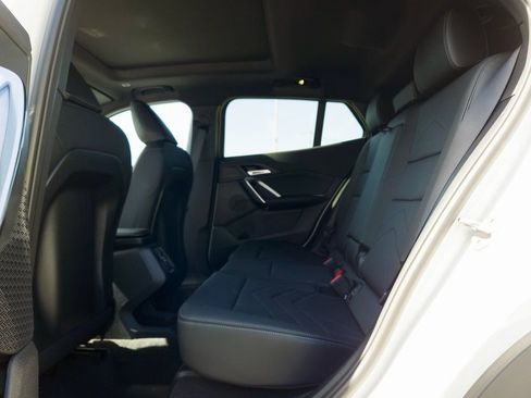 New 2026 BMW X2 xDrive28i w/ Technology Package image 8