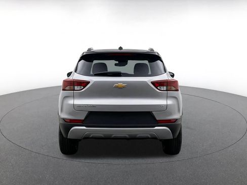 Used 2025 Chevrolet TrailBlazer LT FWD image 8