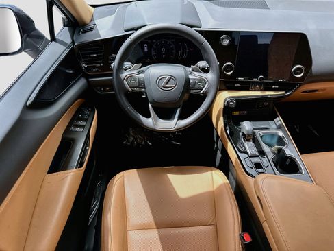 Used 2025 Lexus NX 250 FWD w/ Cold Area Package image 21