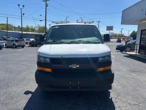 Used 2019 Chevrolet Express 2500 w/ Driver Convenience Package image 3