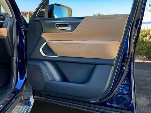 Used 2025 INFINITI QX80 Luxe image 24