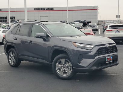 New 2025 Toyota RAV4 XLE