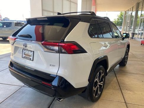 Certified 2022 Toyota RAV4 XSE w/ Weather Package AWD/4WD image 13