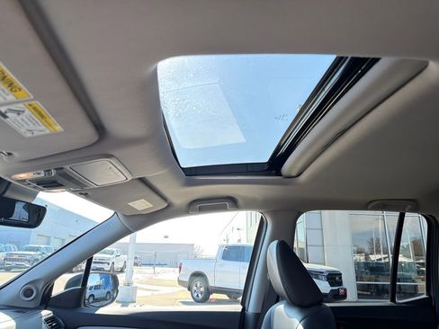 Certified 2025 Honda Ridgeline RTL image 25