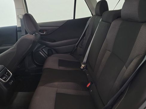 Used 2022 Subaru Outback Premium image 13