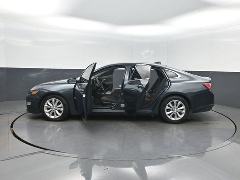 Used 2020 Chevrolet Malibu LT FWD image 42