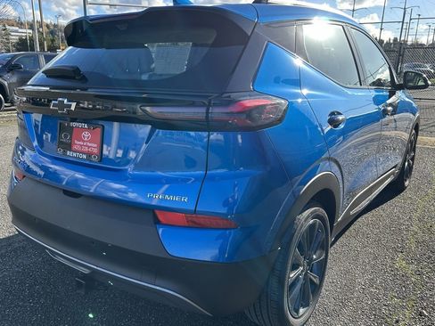 Used 2022 Chevrolet Bolt EUV Premier w/ Launch Edition image 5
