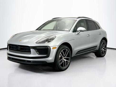 Used 2026 Porsche Macan AWD/4WD image 1