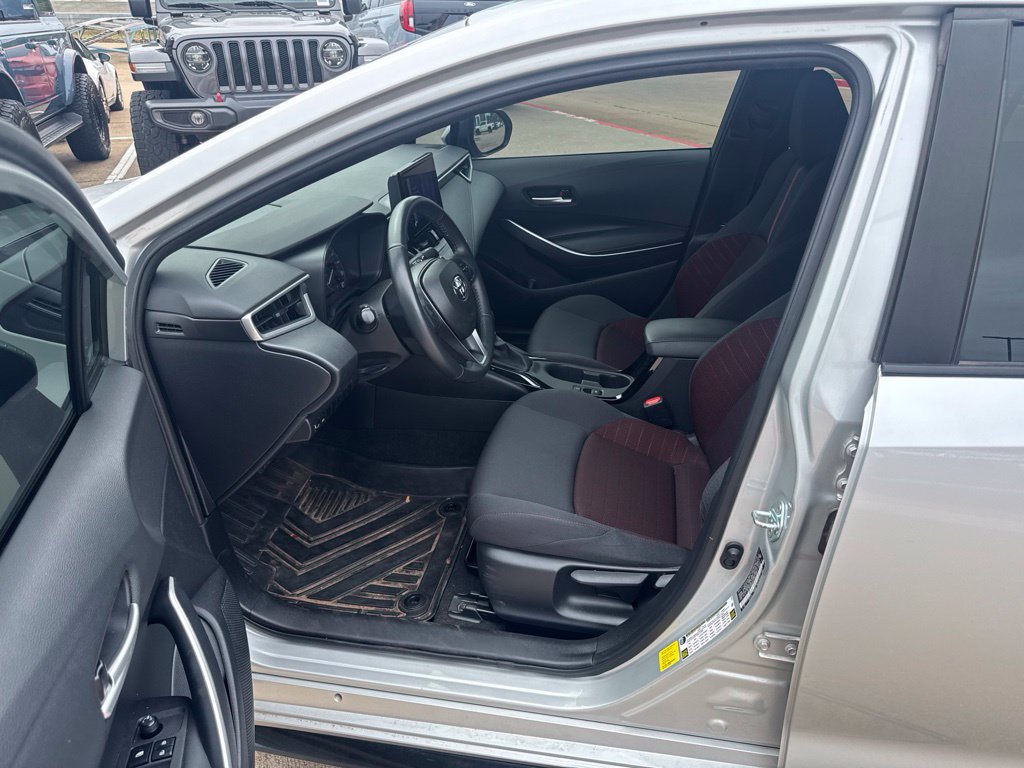 Used 2023 Toyota Corolla SE FWD image 9