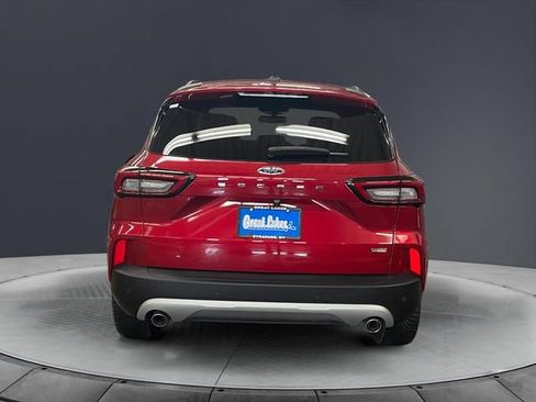 Used 2023 Ford Escape SE w/ PHEV Premium Package FWD image 4
