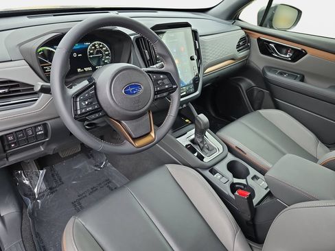 Used 2025 Subaru Forester Sport AWD/4WD image 17