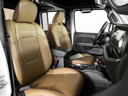 Used 2020 Jeep Gladiator Rubicon image 24