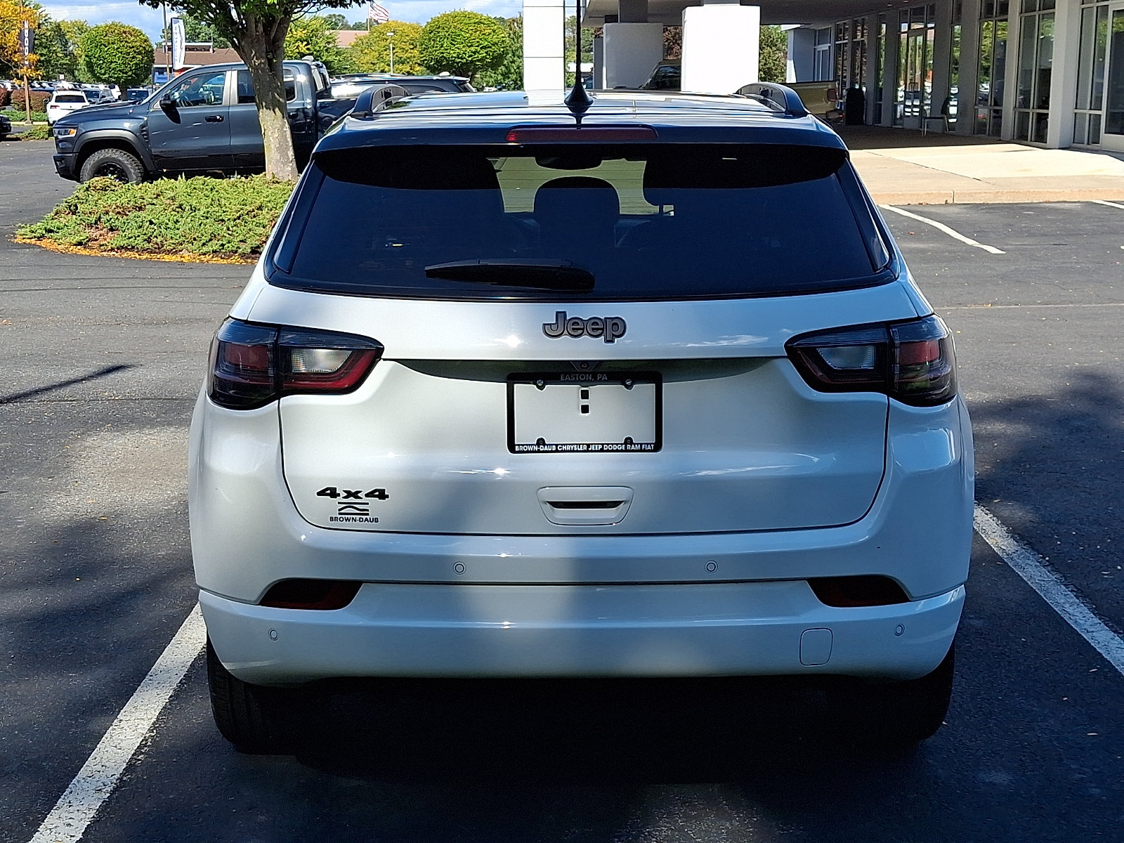 Certified 2024 Jeep Compass Limited AWD/4WD image 5